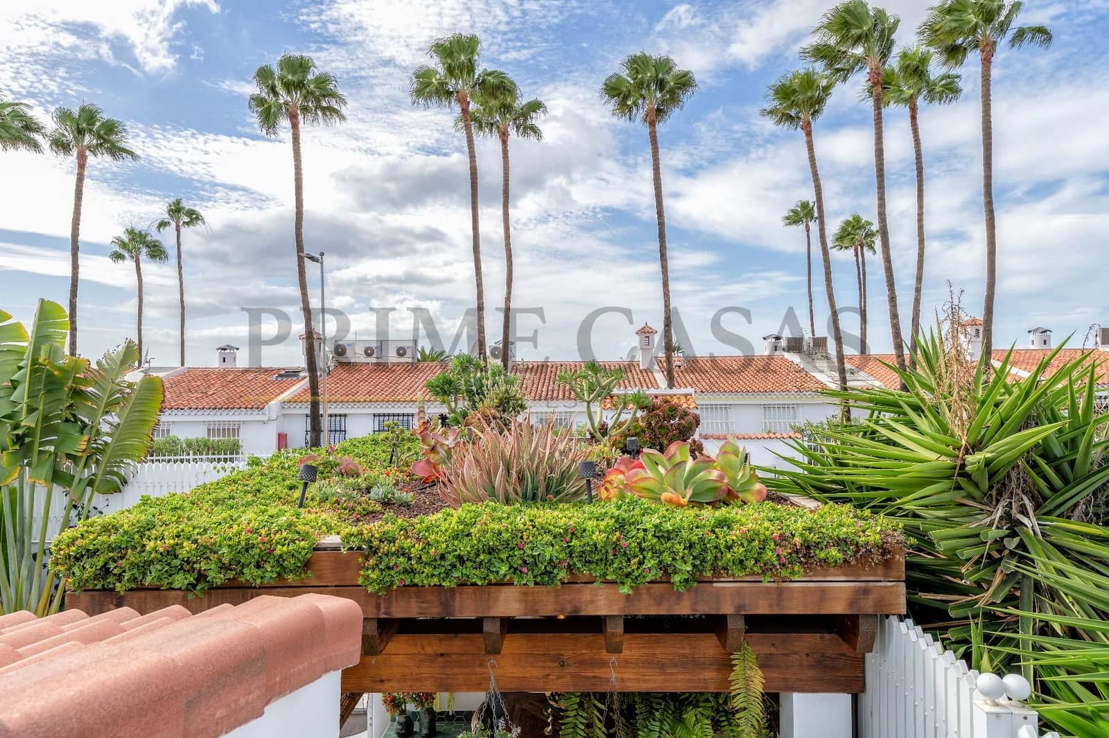 3 slaapkamer Bungalow te koop in San Bartolome de Tirajana met zwembad - € 1.390.000 (Ref: 9540657)