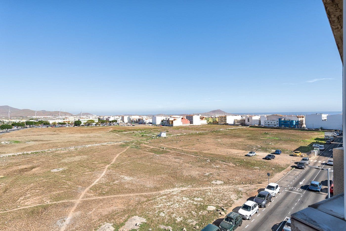 2 soveværelse Penthouse til leje i Santa Lucia de Tirajana med garage - € 950 (Ref: 9624096)