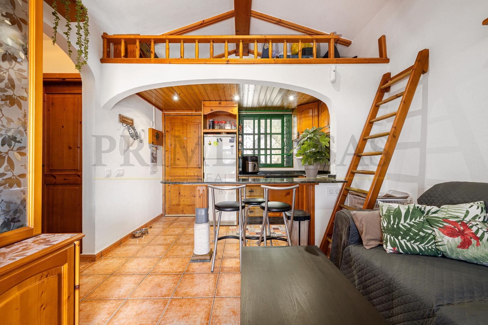 1 Zimmer Apartment zu verkaufen in San Bartolome de Tirajana mit Pool Garage - 240.000 € (Ref: 9689952)