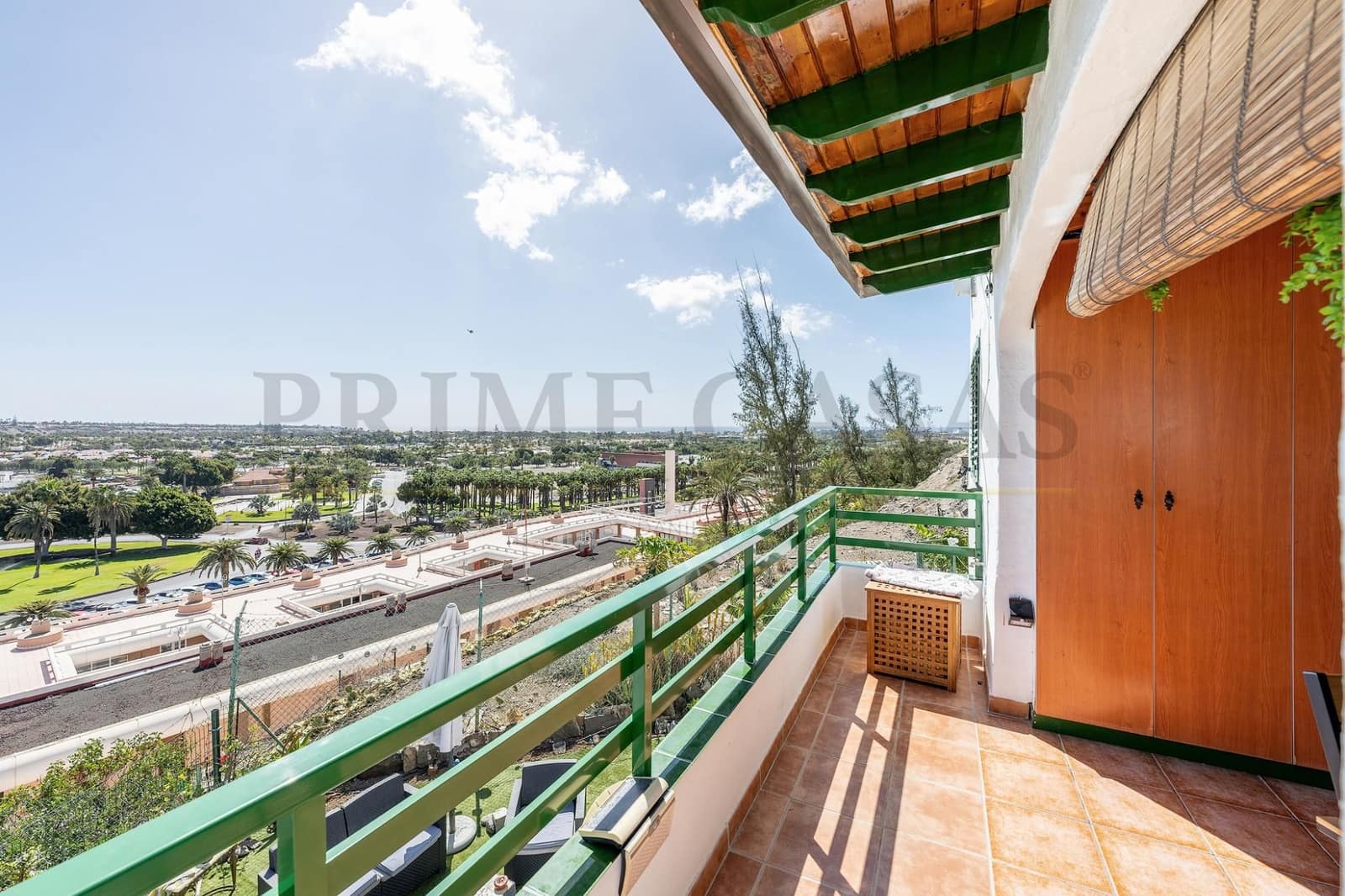 1 Zimmer Apartment zu verkaufen in San Bartolome de Tirajana mit Pool Garage - 240.000 € (Ref: 9689952)
