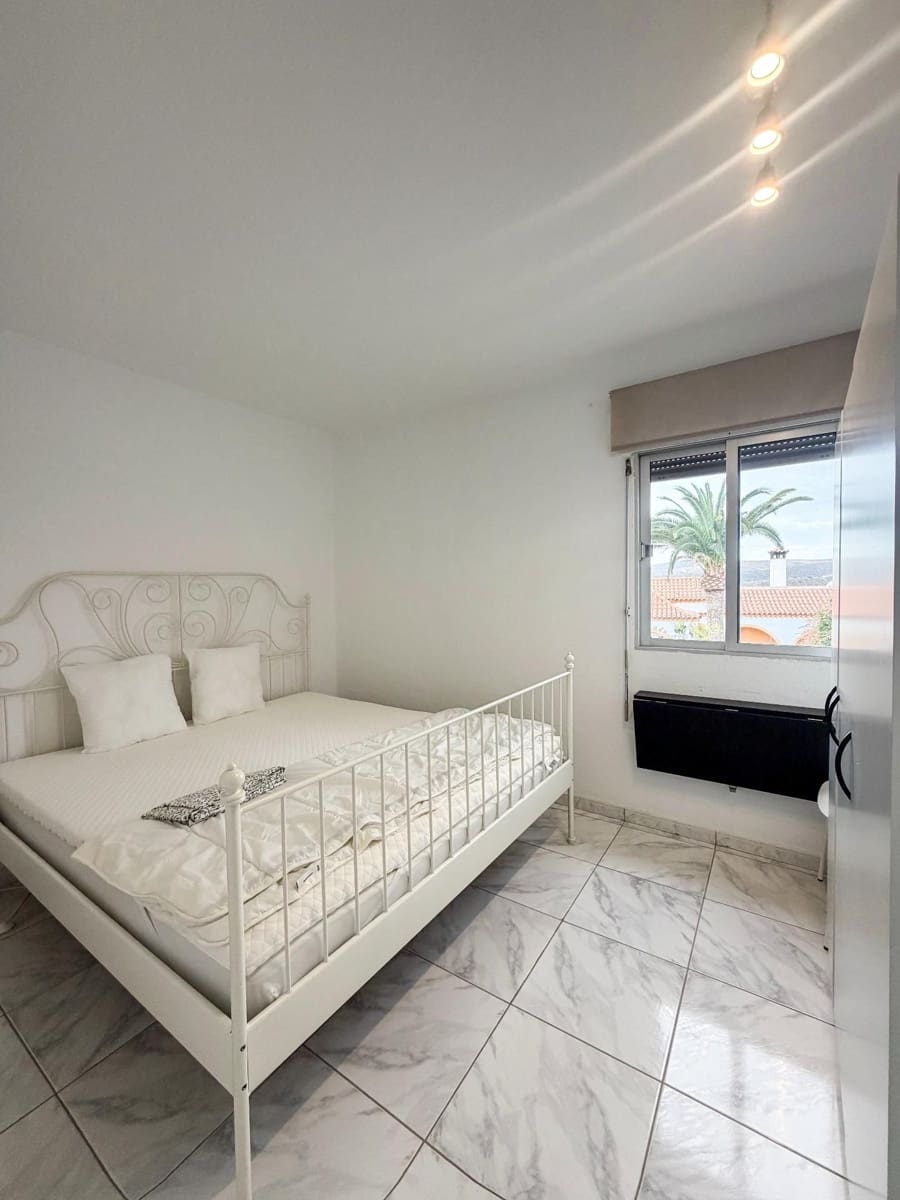 Appartement de 2 chambres à louer à San Bartolome de Tirajana avec piscine - 1 250 € (Ref: 9694626)