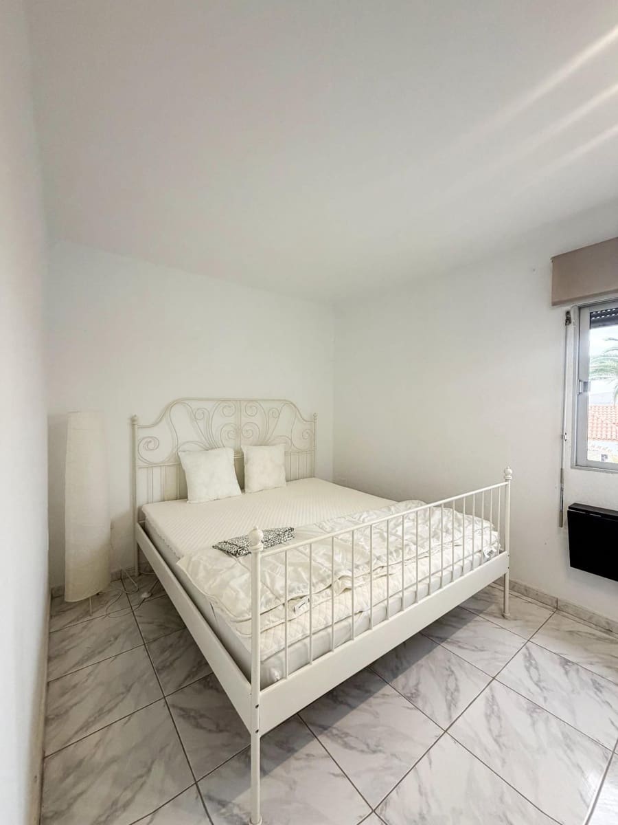 Appartement de 2 chambres à louer à San Bartolome de Tirajana avec piscine - 1 250 € (Ref: 9694626)