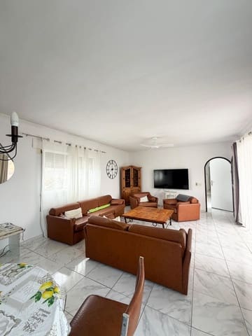 Appartement de 2 chambres à louer à Montaña la Data, San Bartolomé de Tirajana avec piscine - 1 250 € (Ref: 9694626)