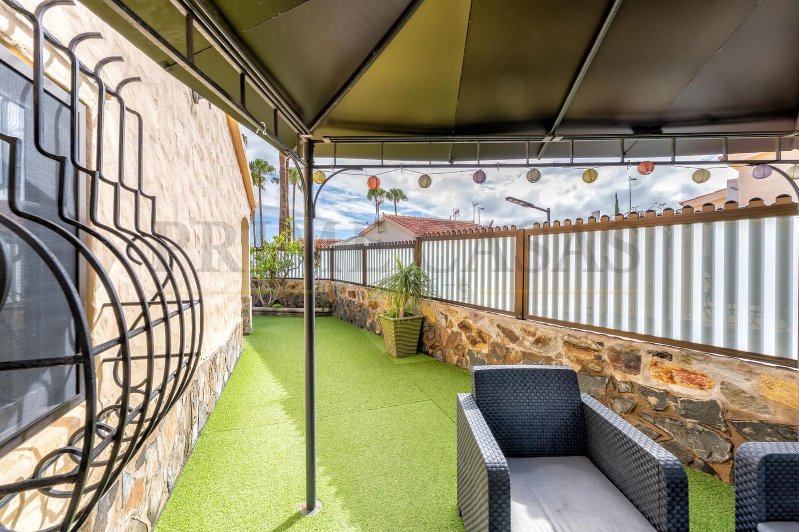 1 bedroom Beach Apartment for sale in San Bartolome de Tirajana with pool - € 360,000 (Ref: 9723892)