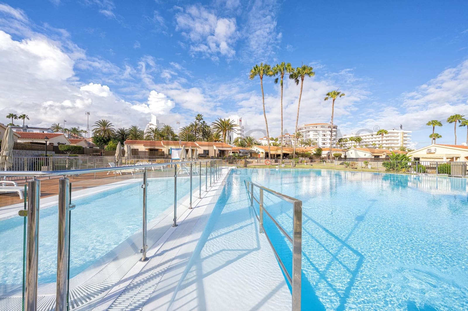 1 bedroom Beach Apartment for sale in San Bartolome de Tirajana with pool - € 360,000 (Ref: 9723892)