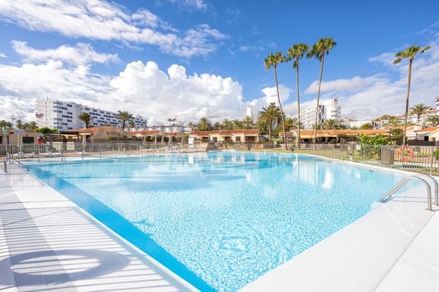 1 bedroom Beach Apartment for sale in Playa del Inglés, San Bartolomé de Tirajana with pool - € 360,000 (Ref: 9723892)