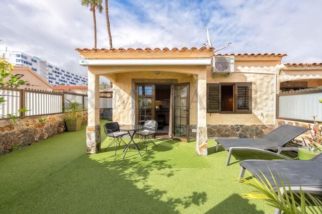 1 bedroom Beach Apartment for sale in Playa del Inglés, San Bartolomé de Tirajana with pool - € 360,000 (Ref: 9723892)