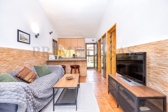 1 bedroom Beach Apartment for sale in Playa del Inglés, San Bartolomé de Tirajana with pool - € 360,000 (Ref: 9723892)