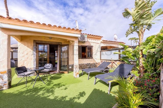 1 bedroom Beach Apartment for sale in Playa del Inglés, San Bartolomé de Tirajana with pool - € 360,000 (Ref: 9723892)