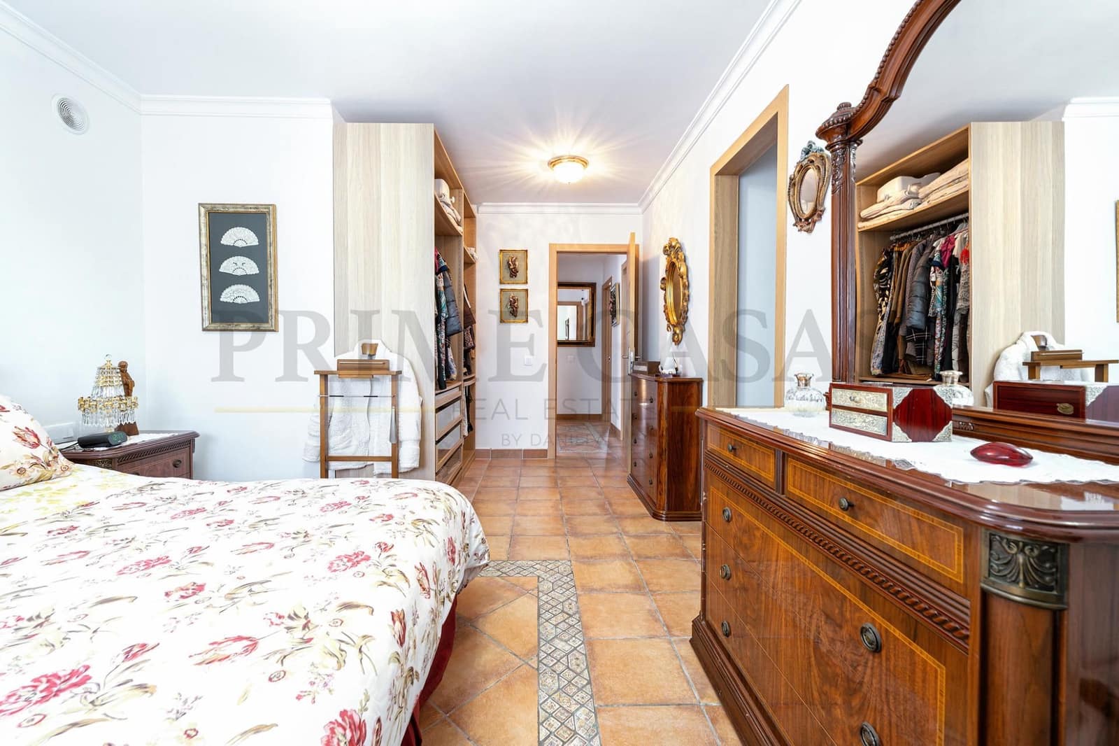 3 bedroom Villa for sale in Las Palmas de Gran Canaria with garage - € 330,000 (Ref: 9731695)