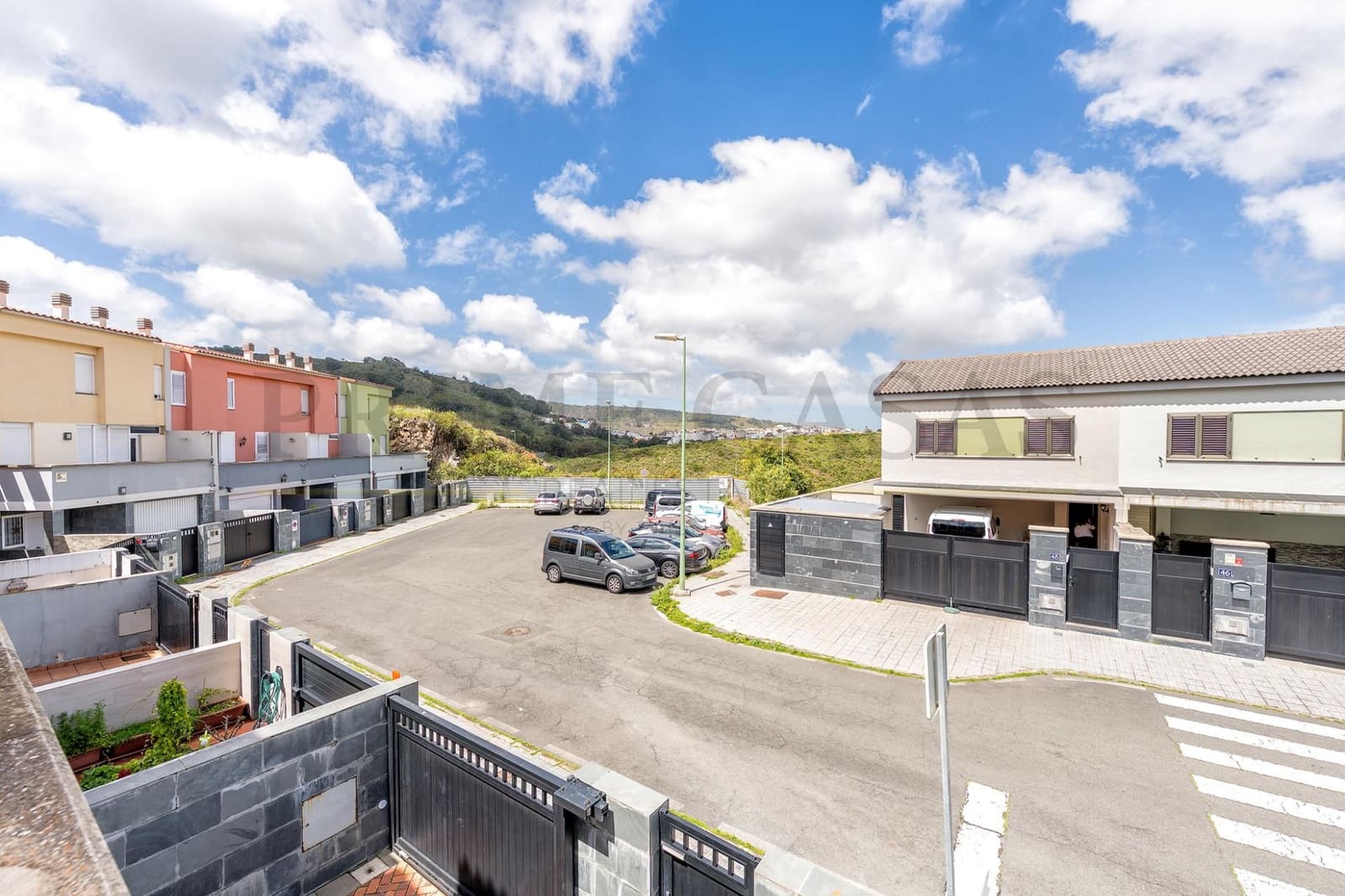 3 bedroom Villa for sale in Las Palmas de Gran Canaria with garage - € 330,000 (Ref: 9731695)