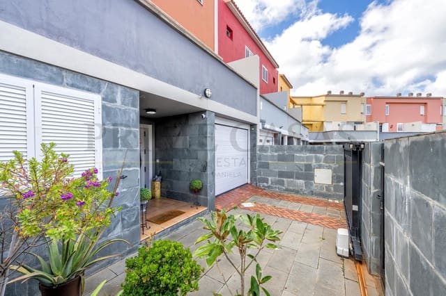 3 bedroom Villa for sale in Tamaraceite, Las Palmas de Gran Canaria with garage - € 330,000 (Ref: 9731695)