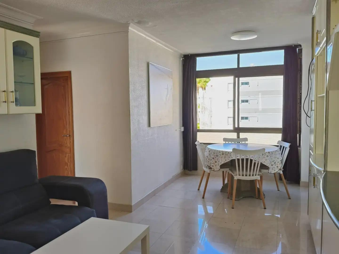2 bedroom Apartment for rent in San Bartolome de Tirajana with pool - € 1,150 (Ref: 9757821)