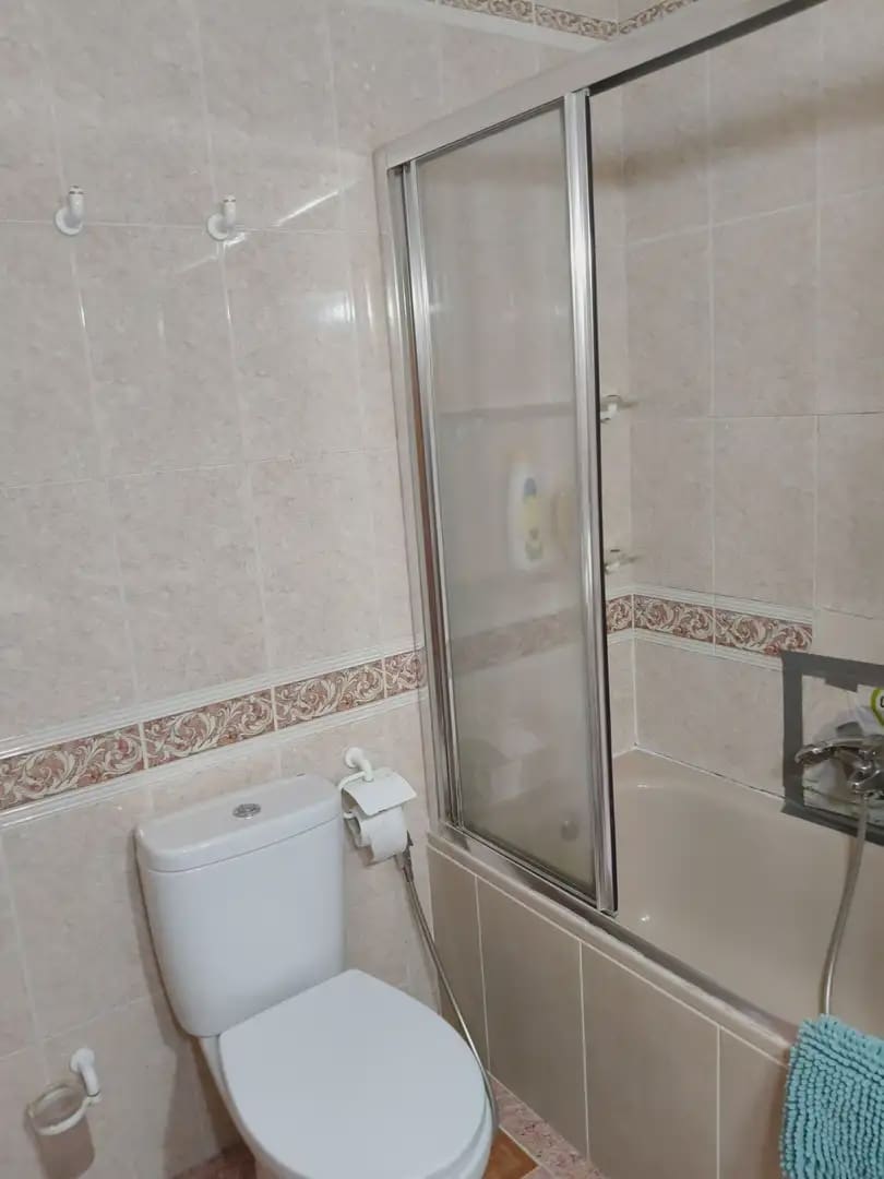 2 bedroom Apartment for rent in San Bartolome de Tirajana with pool - € 1,150 (Ref: 9757821)