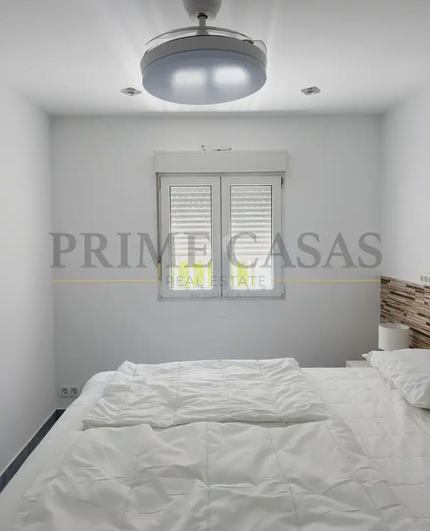 1 bedroom Bungalow for rent in San Bartolome de Tirajana with pool - € 1,000 (Ref: 9819789)