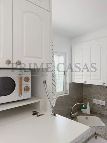 1 makuuhuone Bungalow vuokrattavana paikassa Sonneland, San Bartolomé de Tirajana mukana uima-altaan - 1 000 € (Ref: 9819789)