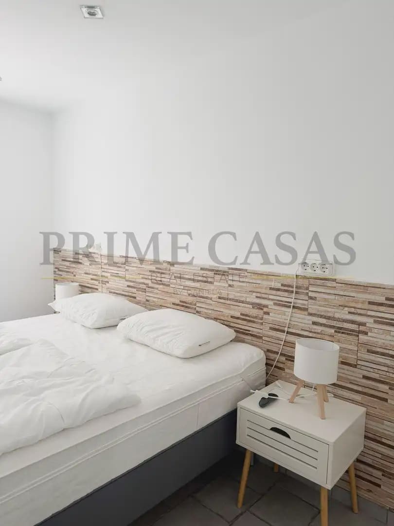 1 bedroom Bungalow for rent in San Bartolome de Tirajana with pool - € 1,000 (Ref: 9819789)
