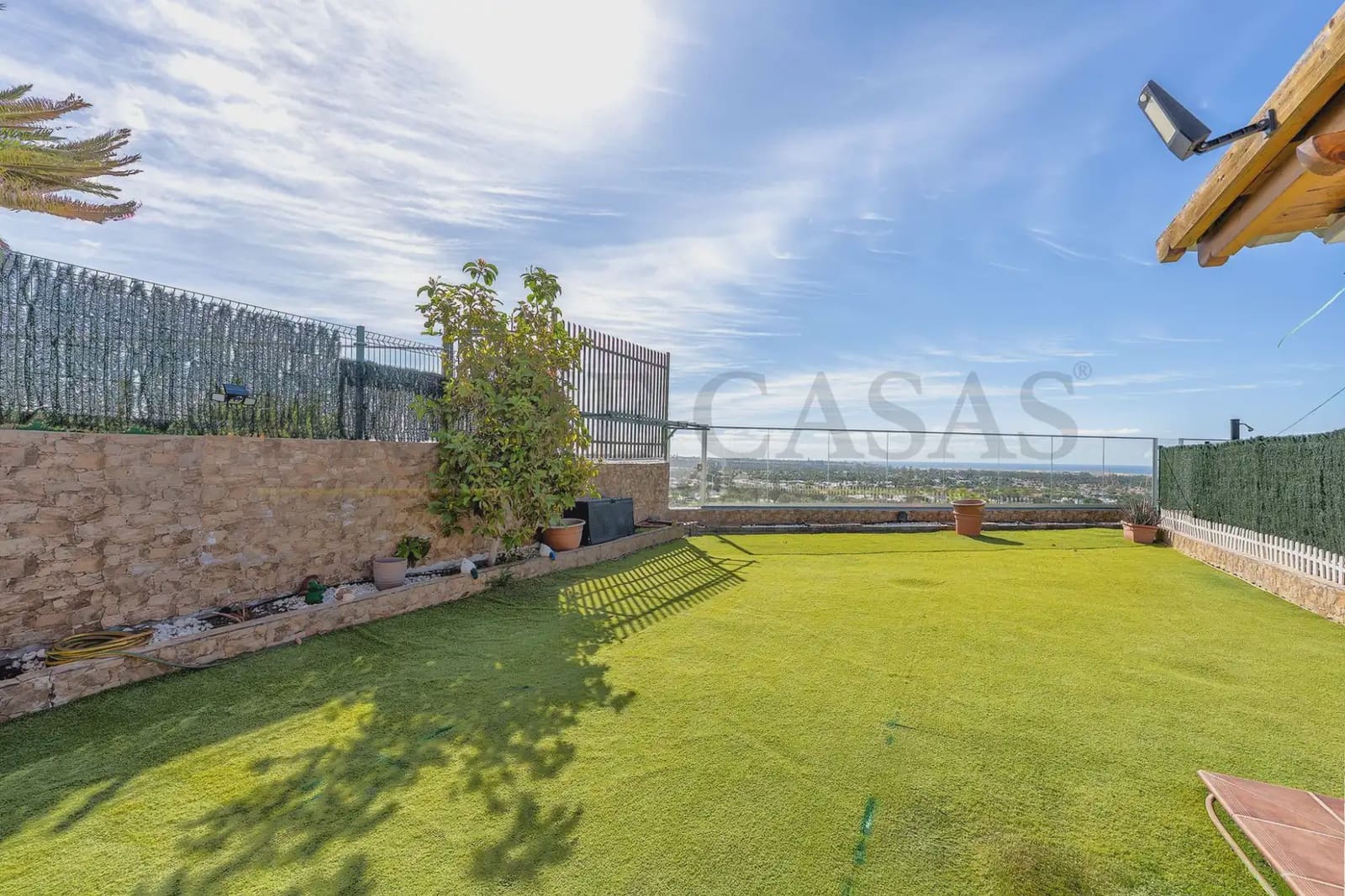 Bungalow for sale in San Bartolome de Tirajana with pool - € 560,000 (Ref: 9824584)