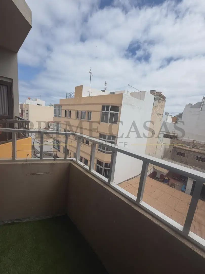 2 soveværelse Penthouse til salg i Las Palmas de Gran Canaria - € 312.000 (Ref: 9863577)