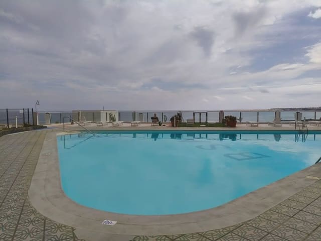 2 makuuhuone Ranta-asunto vuokrattavana paikassa San Agustín, San Bartolomé de Tirajana mukana uima-altaan - 1 450 € (Ref: 9875264)