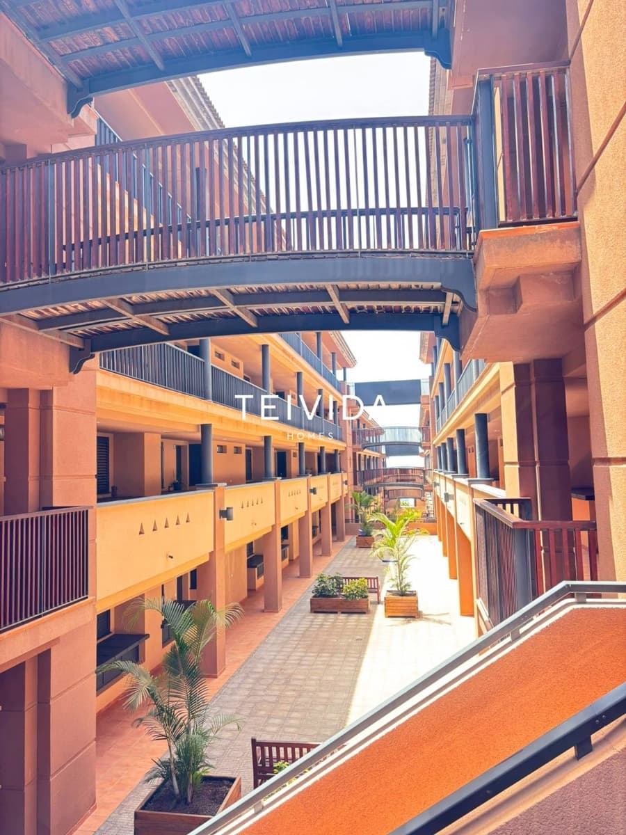 2 sypialnia Mieszkanie do wynajęcia w Playa Paraiso z basenem garażem - 1 400 € (Ref: 10019697)