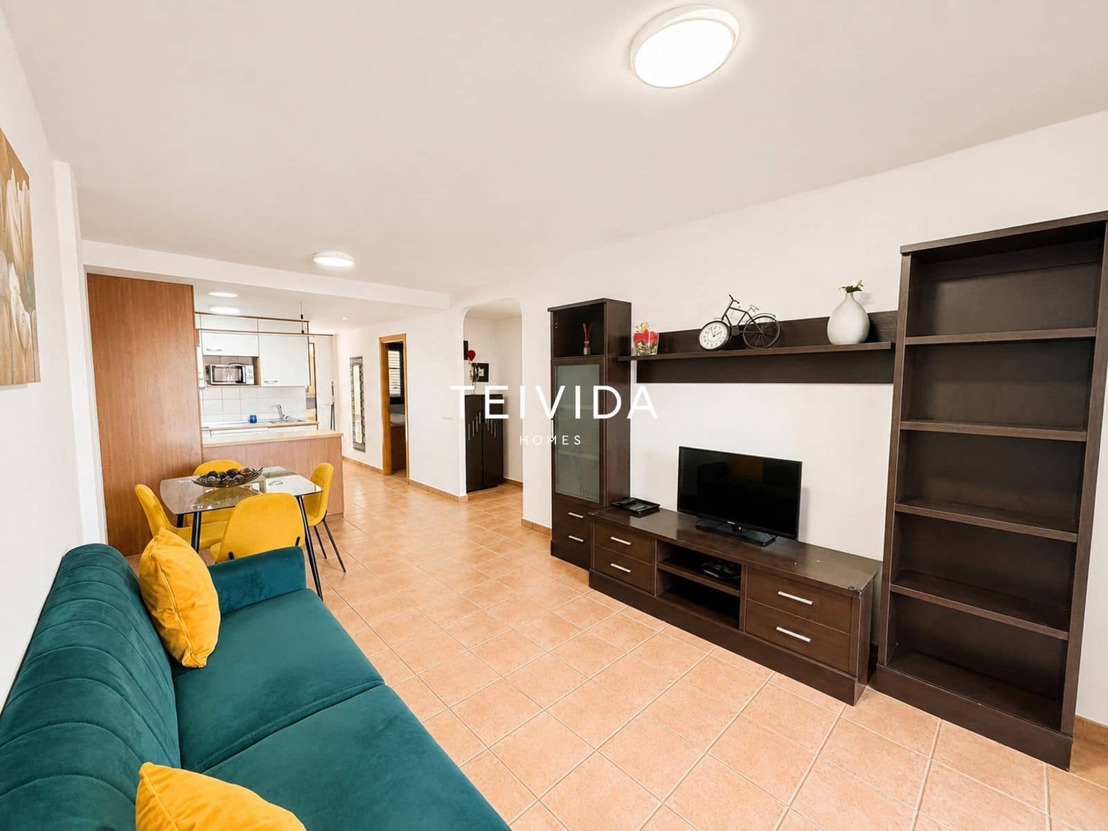 2 sypialnia Mieszkanie do wynajęcia w Playa Paraiso z basenem garażem - 1 400 € (Ref: 10019697)