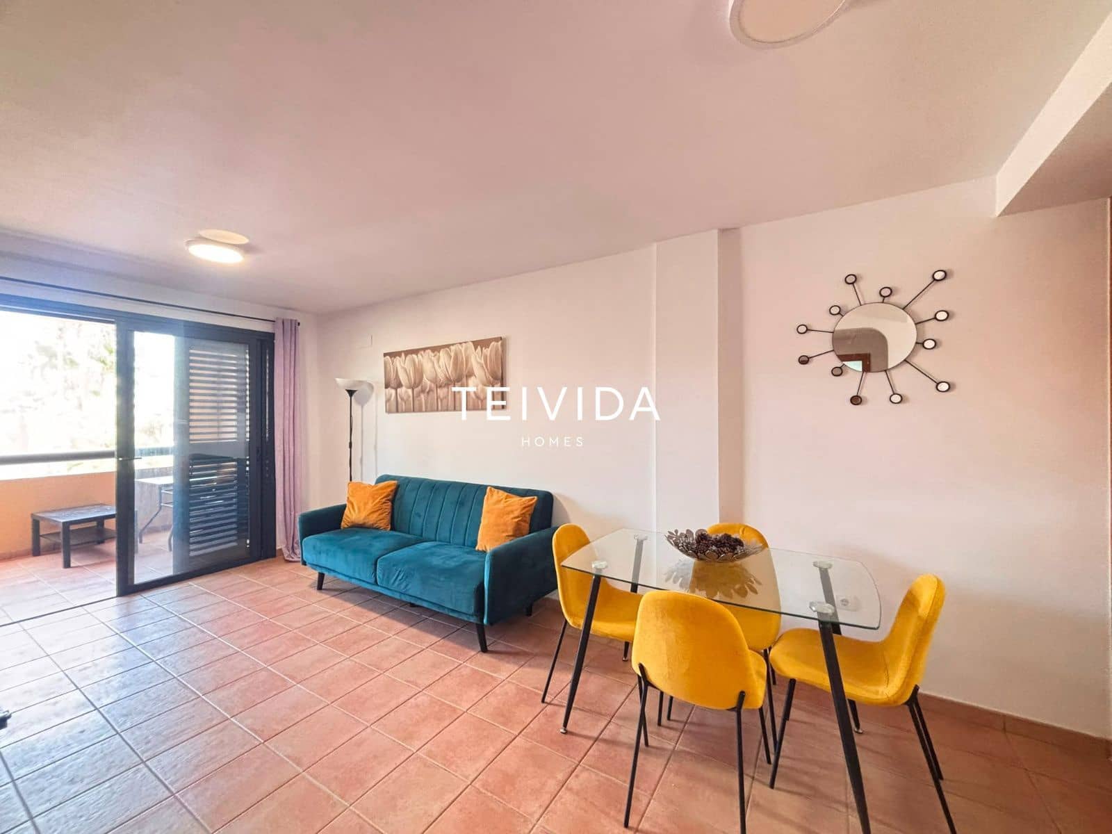 2 sypialnia Mieszkanie do wynajęcia w Playa Paraiso z basenem garażem - 1 400 € (Ref: 10019697)