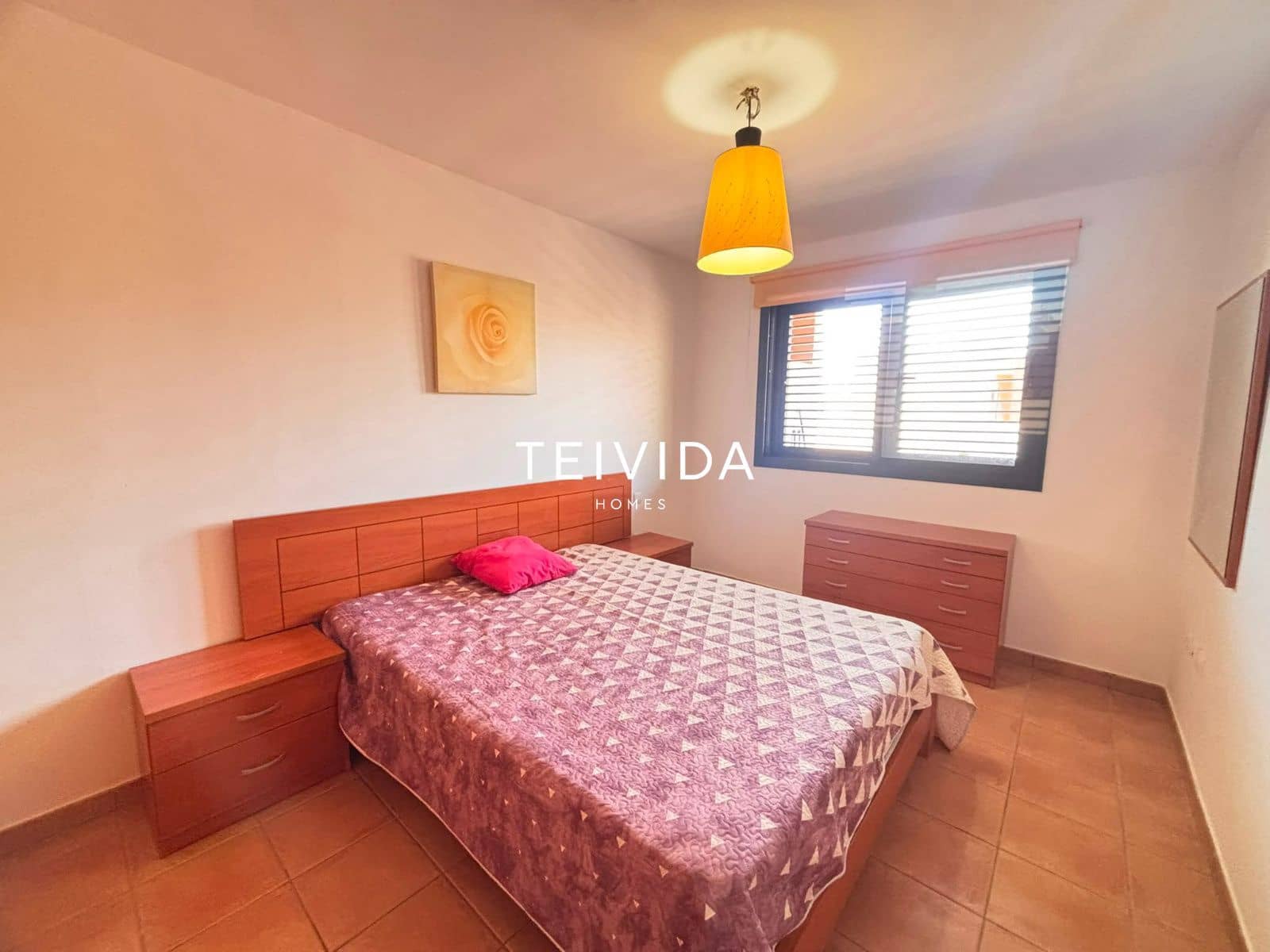 2 sypialnia Mieszkanie do wynajęcia w Playa Paraiso z basenem garażem - 1 400 € (Ref: 10019697)