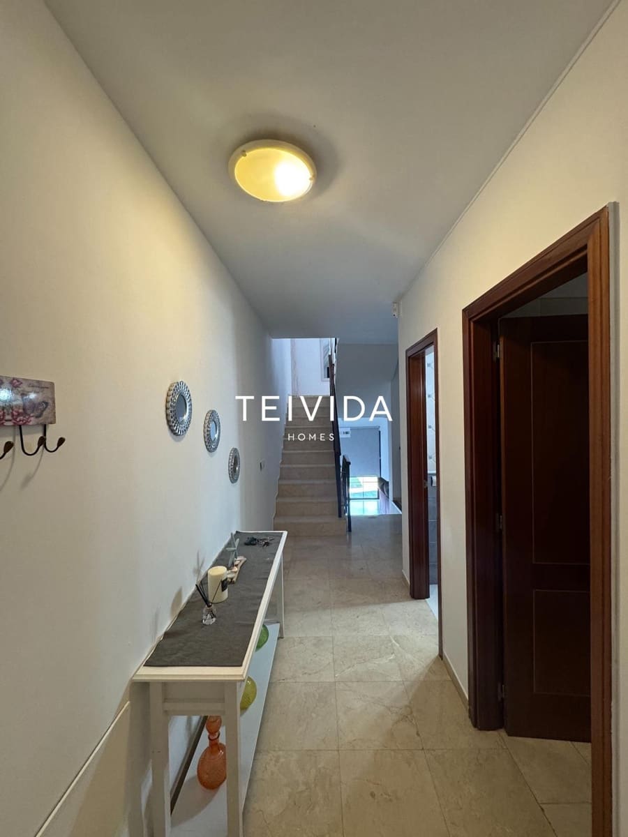 Appartement de 3 chambres à louer à Palm-Mar avec piscine - 2 900 € (Ref: 10021629)