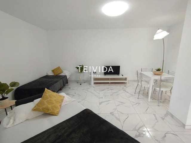 3 makuuhuone Omakotitalo myytävänä paikassa San Eugenio, Adeje mukana uima-altaan - 779 000 € (Ref: 10033160)