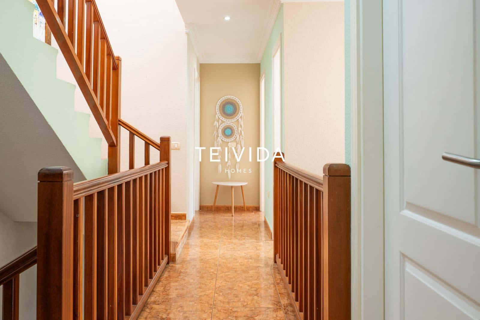 4 bedroom Townhouse for sale in Playa Fanabe with garage - € 980,000 (Ref: 10033248)