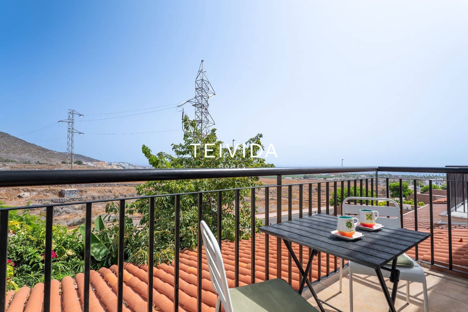 4 bedroom Townhouse for sale in Playa Fanabe with garage - € 980,000 (Ref: 10033248)