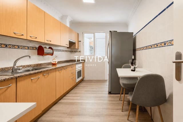 4 bedroom Townhouse for sale in Playa Fañabe, Adeje with garage - € 980,000 (Ref: 10033248)