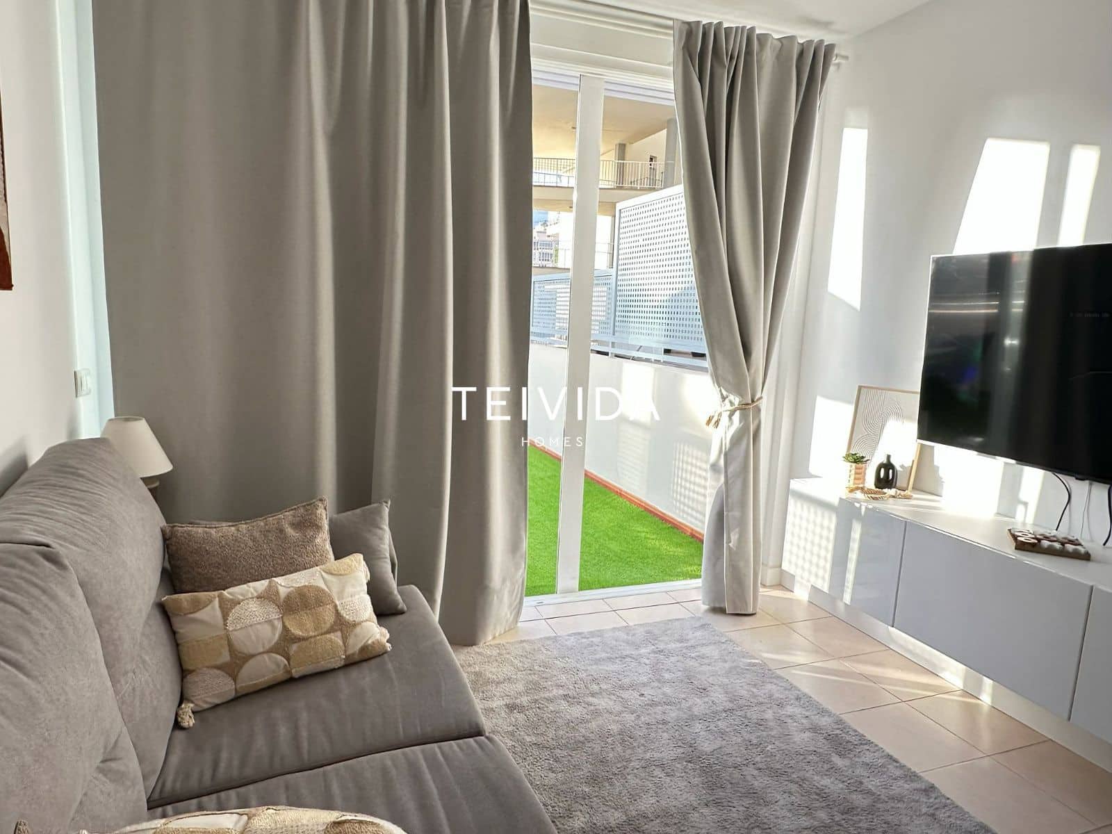 1 makuuhuone Asunto vuokrattavana paikassa Puerto Santiago mukana uima-altaan 
autotalli - 1 300 € (Ref: 10033413)