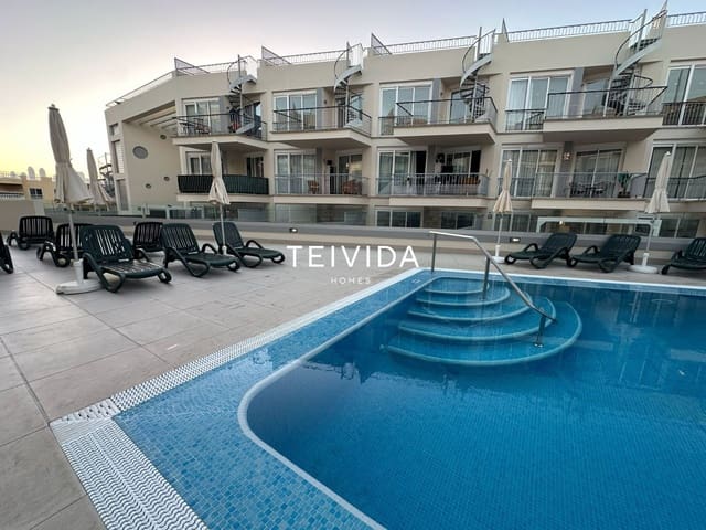 1 soveværelse Lejlighed til leje i Puerto Santiago, Santiago del Teide med swimmingpool garage - € 1.300 (Ref: 10033413)