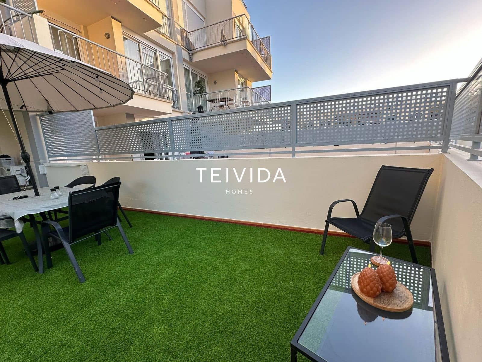 1 makuuhuone Asunto vuokrattavana paikassa Puerto Santiago mukana uima-altaan 
autotalli - 1 300 € (Ref: 10033413)