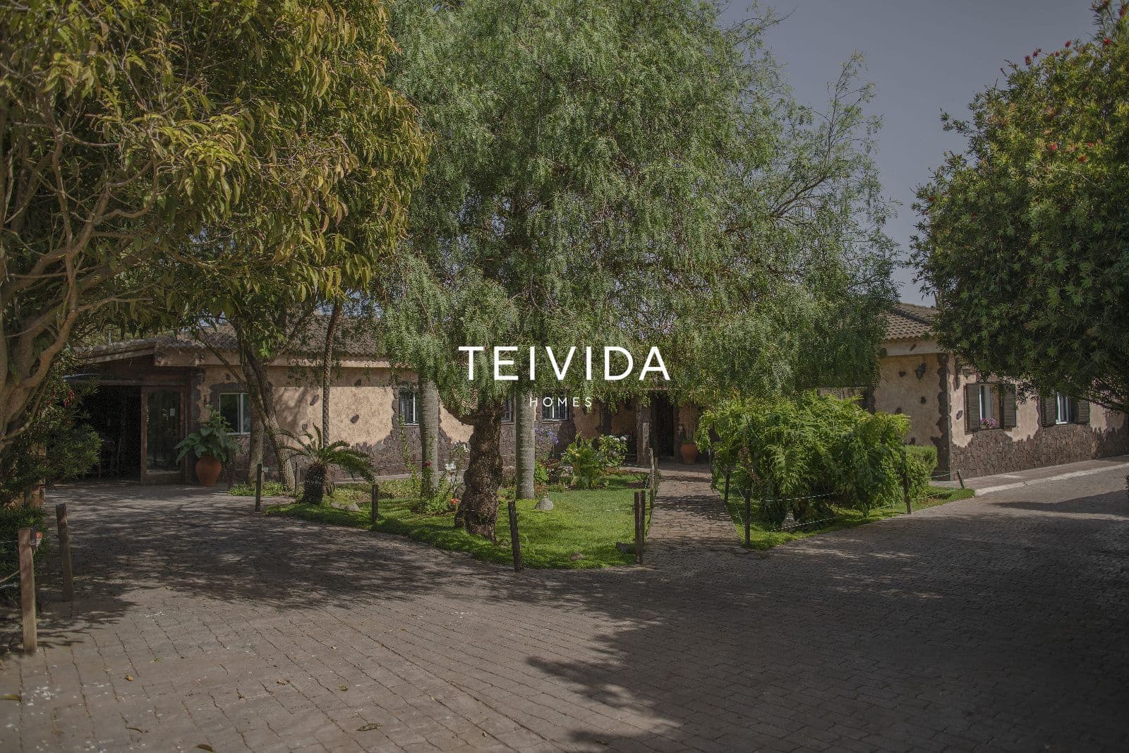 4 chambre Villa/Maison à vendre à La Esperanza avec piscine - 700 000 € (Ref: 10034477)