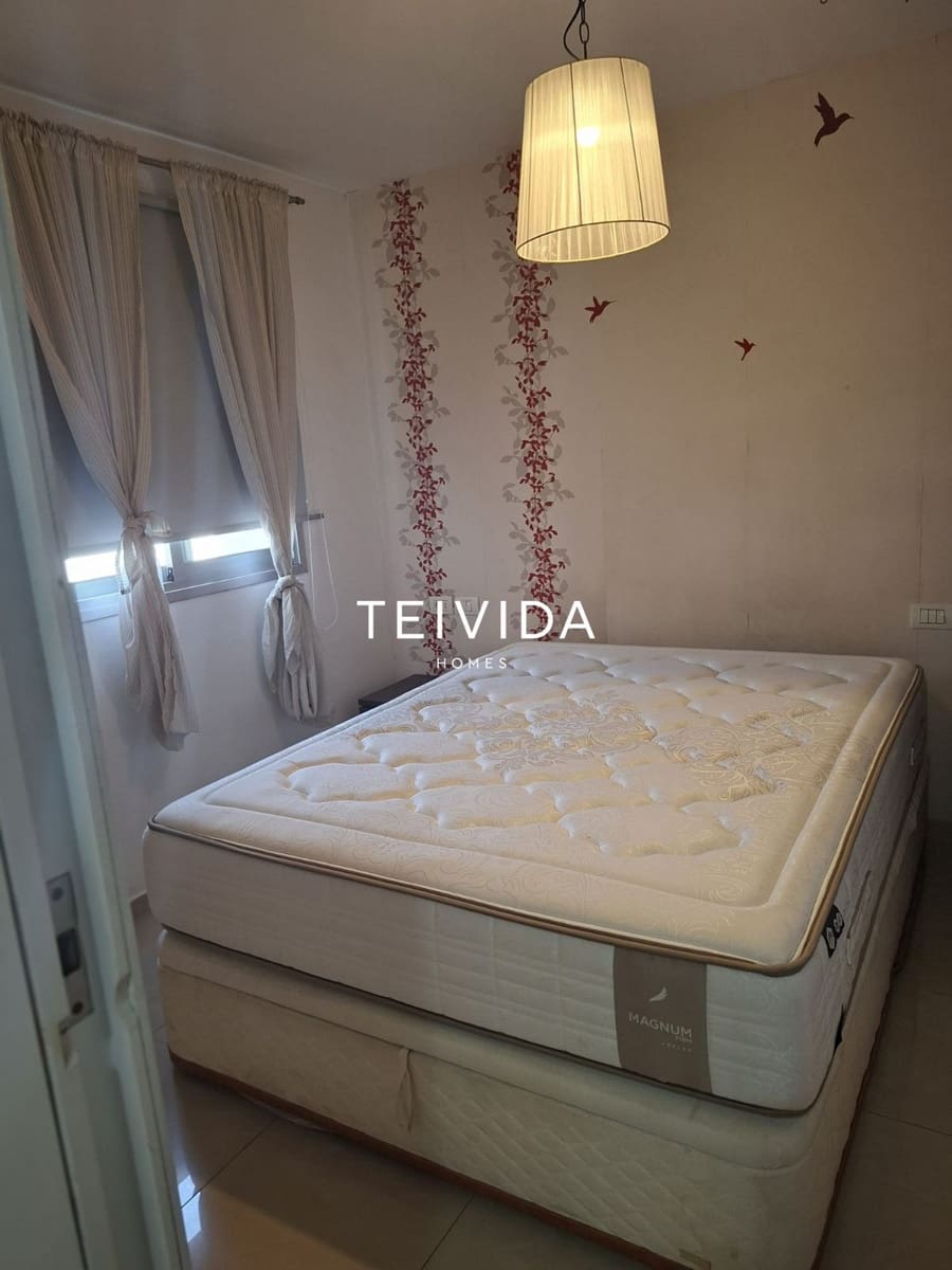 2 quarto Apartamento para arrendar em Santa Cruz de Tenerife - 1 200 € (Ref: 10042209)