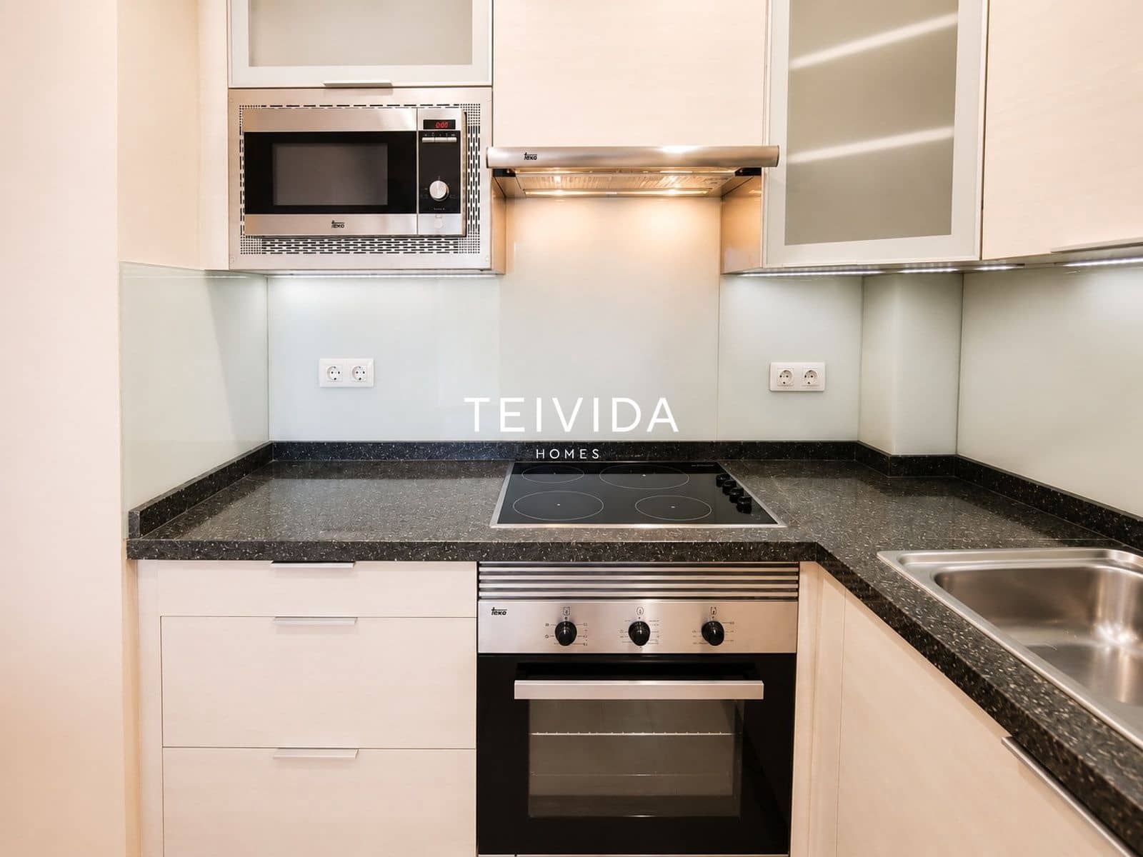 2 chambre Appartement à vendre à Callao Salvaje avec piscine - 365 000 € (Ref: 10043600)