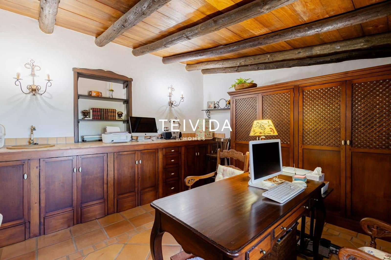 2 Zimmer Villa zu verkaufen in La Esperanza mit Pool Garage - 730.000 € (Ref: 10050443)