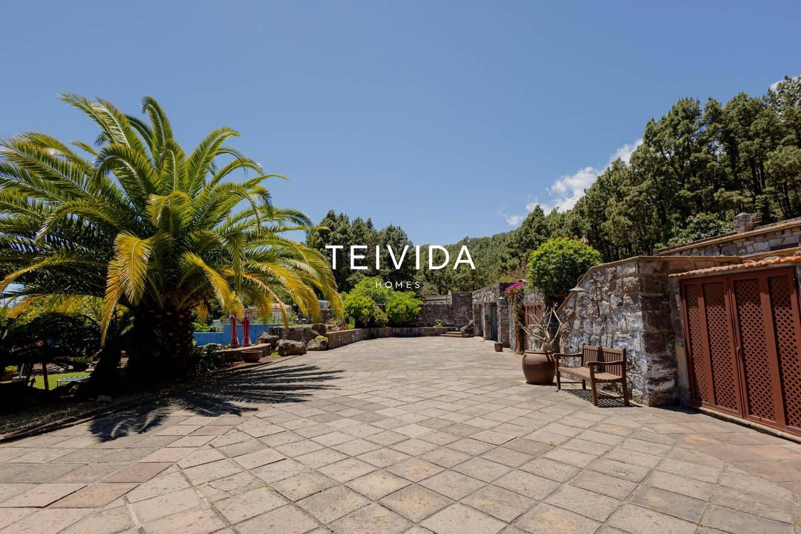 2 Zimmer Villa zu verkaufen in La Esperanza mit Pool Garage - 730.000 € (Ref: 10050443)