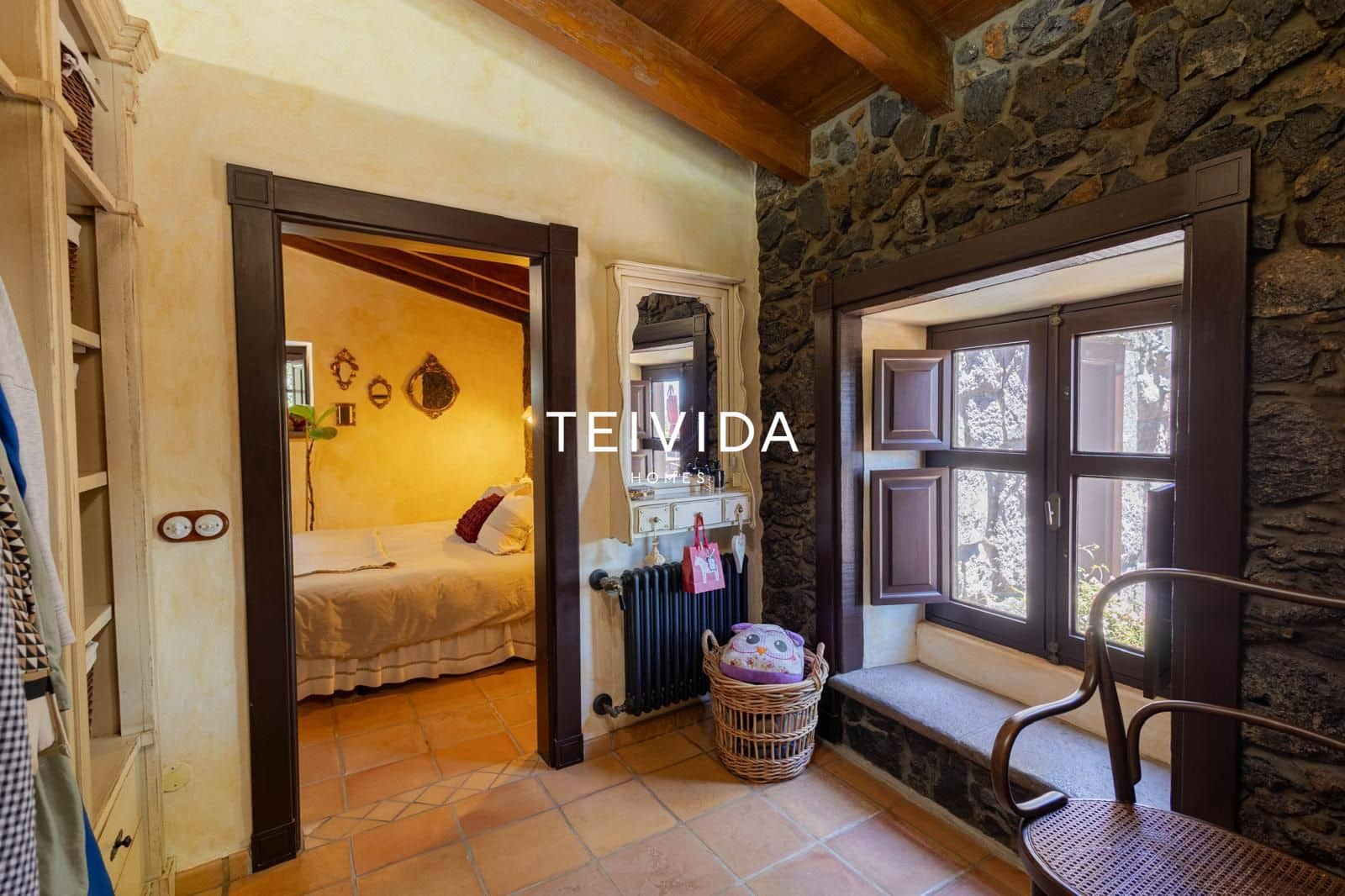 2 Zimmer Villa zu verkaufen in La Esperanza mit Pool Garage - 730.000 € (Ref: 10050443)