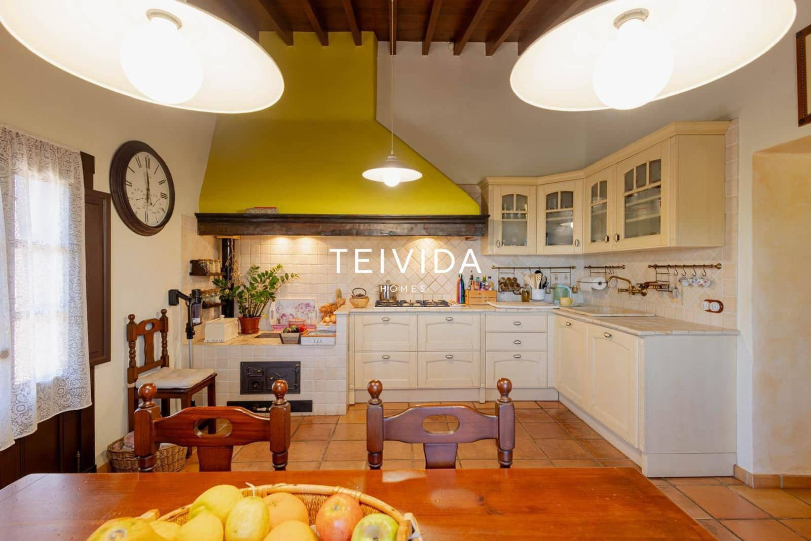 2 Zimmer Villa zu verkaufen in La Esperanza mit Pool Garage - 730.000 € (Ref: 10050443)