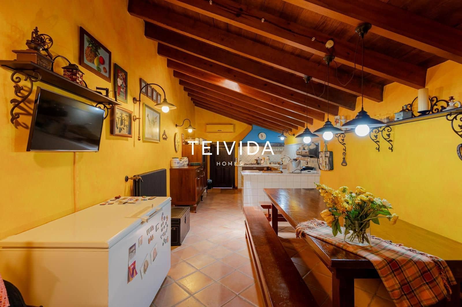 2 Zimmer Villa zu verkaufen in La Esperanza mit Pool Garage - 730.000 € (Ref: 10050443)
