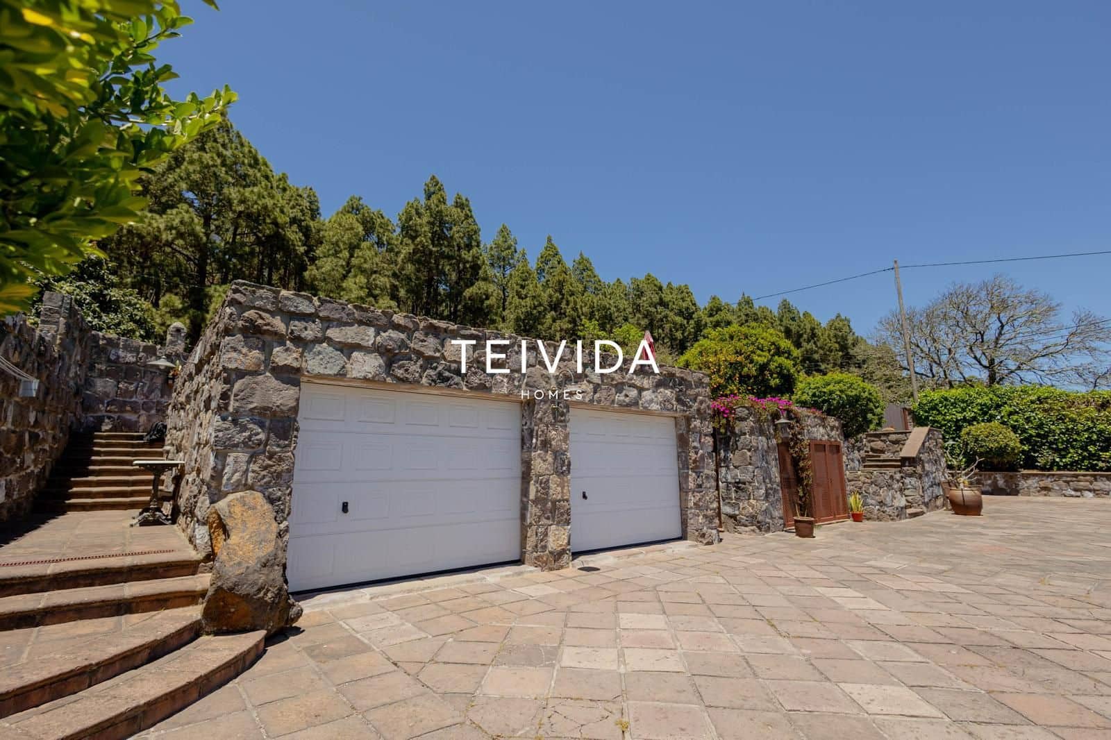 2 Zimmer Villa zu verkaufen in La Esperanza mit Pool Garage - 730.000 € (Ref: 10050443)