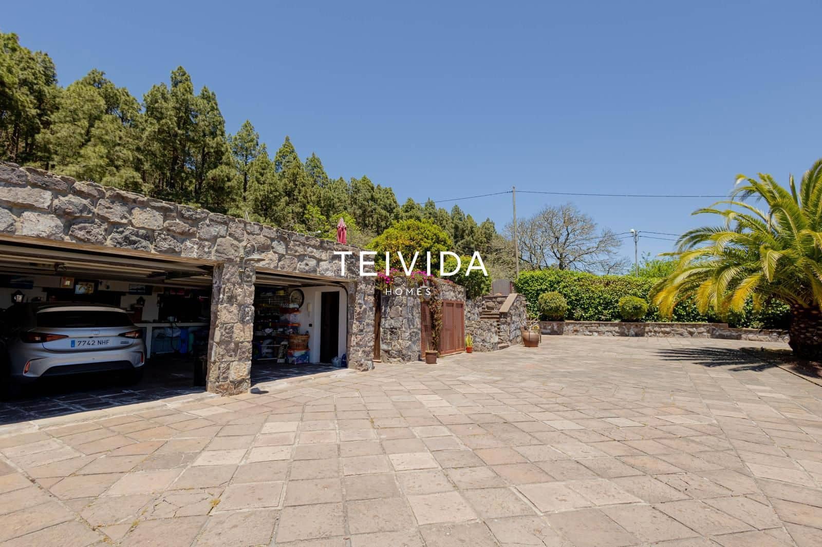 2 Zimmer Villa zu verkaufen in La Esperanza mit Pool Garage - 730.000 € (Ref: 10050443)