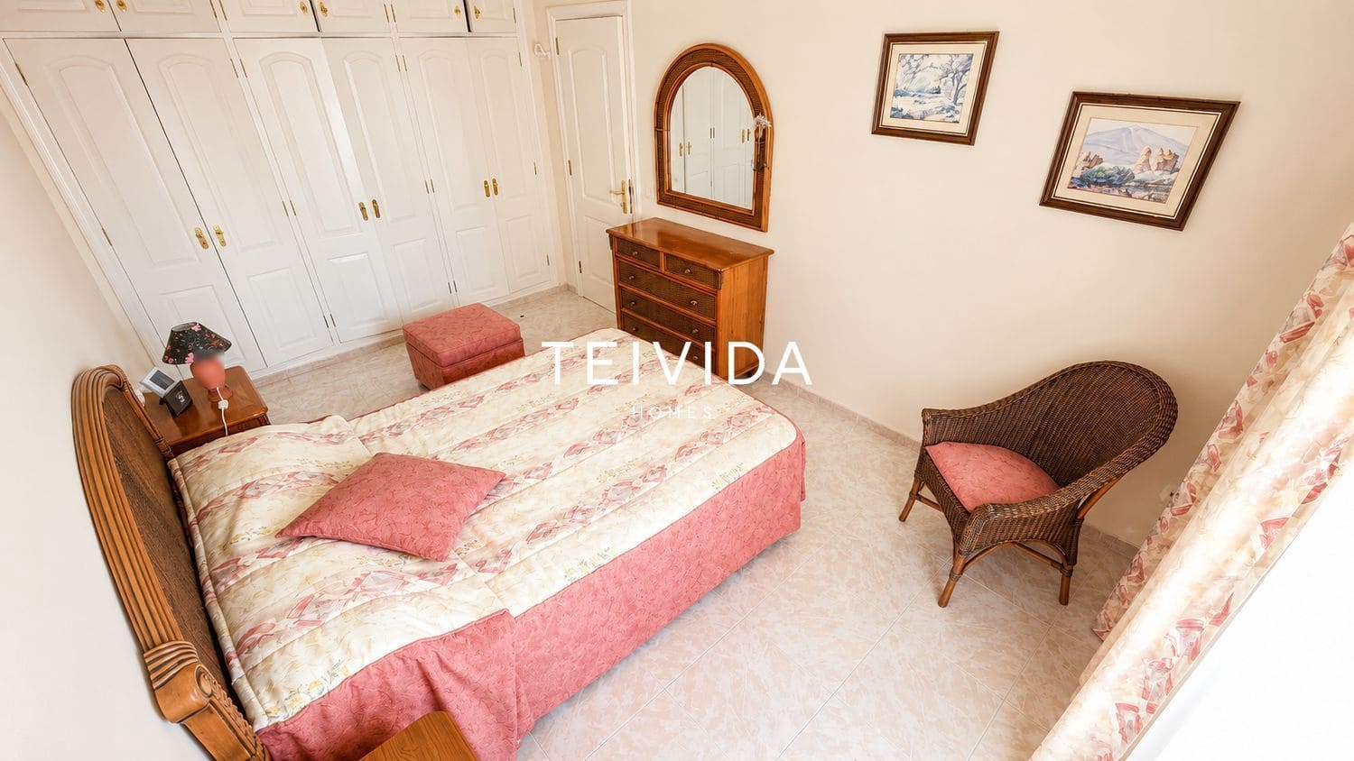 2 soverom Hus til salgs i Costa del Silencio med svømmebasseng garasje - € 441 000 (Ref: 10054431)