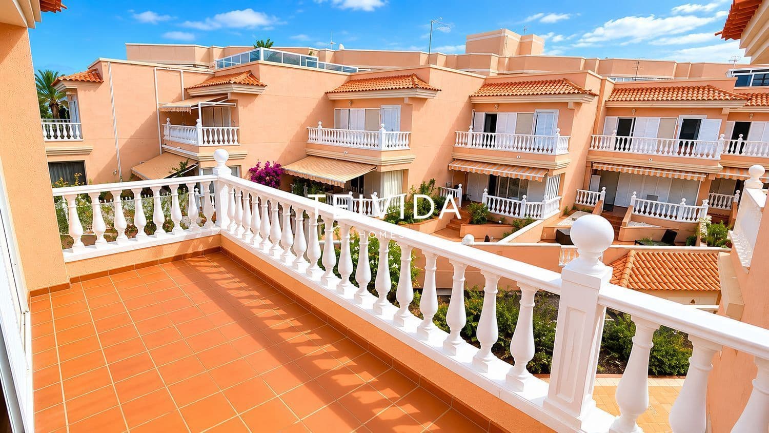 2 soverom Hus til salgs i Costa del Silencio med svømmebasseng garasje - € 441 000 (Ref: 10054431)