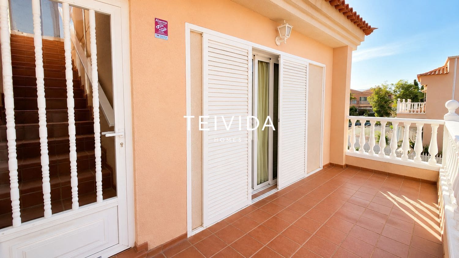 2 soverom Hus til salgs i Costa del Silencio med svømmebasseng garasje - € 441 000 (Ref: 10054431)