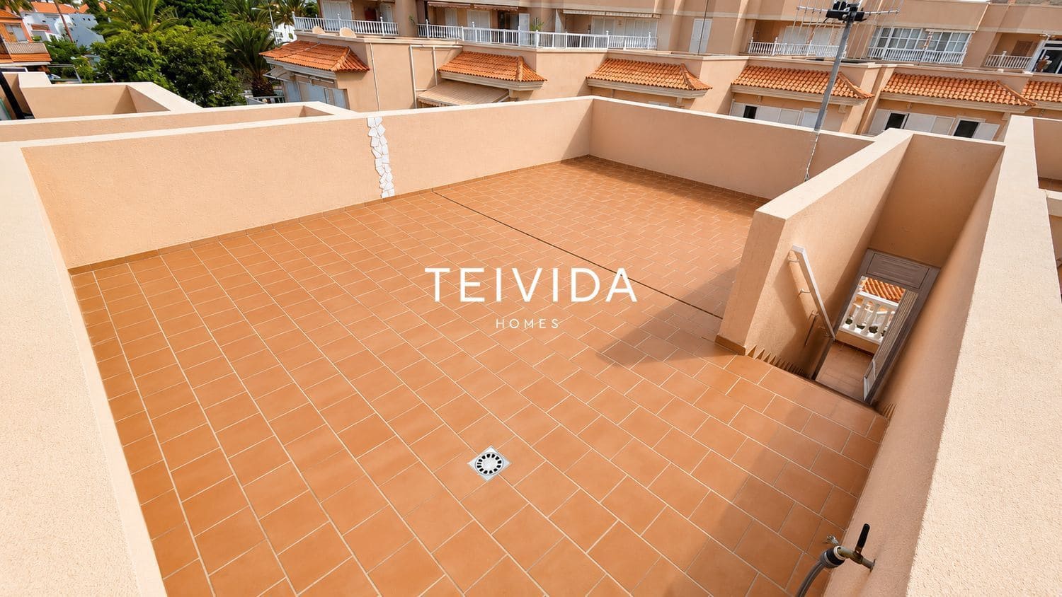 2 soverom Hus til salgs i Costa del Silencio med svømmebasseng garasje - € 441 000 (Ref: 10054431)